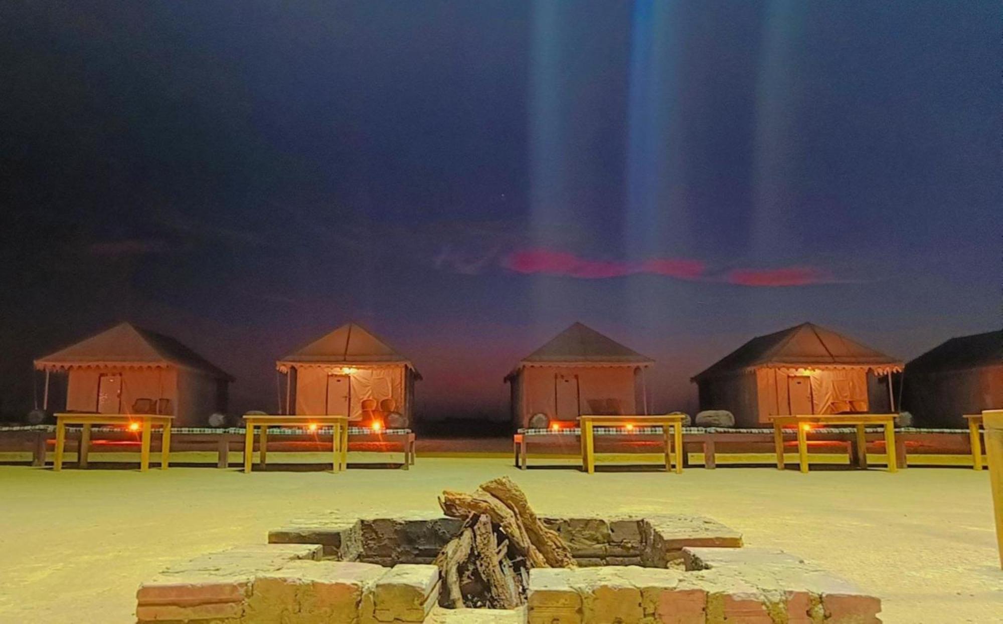 Jaisalmer Sand Dunes Luxury Camp And Resort Exterior photo